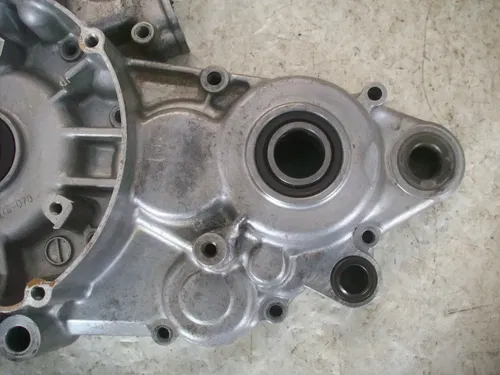 #2 USED OEM 93 94 95 SUZUKI RM250 RM 250 ENGINE MOTOR LEFT SIDE CASE CRANKCASE