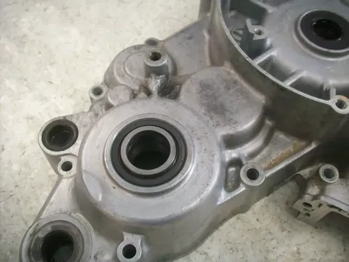 #2 USED OEM 93 94 95 SUZUKI RM250 RM 250 ENGINE MOTOR LEFT SIDE CASE CRANKCASE