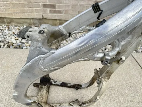 USED OEM 06 2006 KAWASAKI KX450F KXF 450 FRAME W PAPERS
