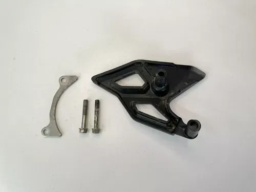 19-23 KAWASAKI KX450 / 21-23 KX250 FRONT SPROCKET CHAIN GUARD COVER W CASE SAVER