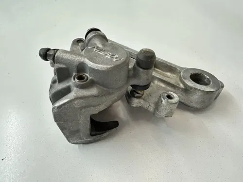 OEM 94-97 YAMAHA WR 250 / 1994 YZ 125 250 REAR BRAKE CALIPER 4GY-2580W-00-00