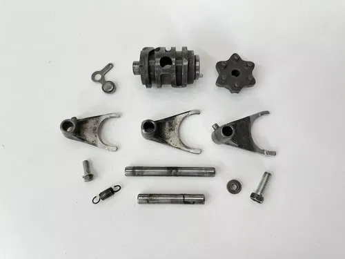 USED OEM 1986 96 KAWASAKI KX250 KX 250 GEAR SHIFT DRUM CAM & FORKS ASSY