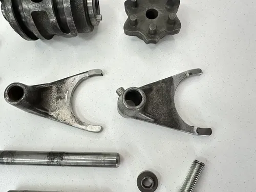 USED OEM 1986 96 KAWASAKI KX250 KX 250 GEAR SHIFT DRUM CAM & FORKS ASSY