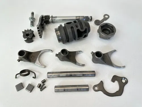 USED OEM 04 05 KAWASAKI KX250F ENGINE GEAR SHIFT SHAFT DRUM CAM & FORKS ASSY