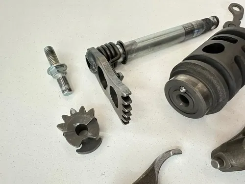 USED OEM 04 05 KAWASAKI KX250F ENGINE GEAR SHIFT SHAFT DRUM CAM & FORKS ASSY