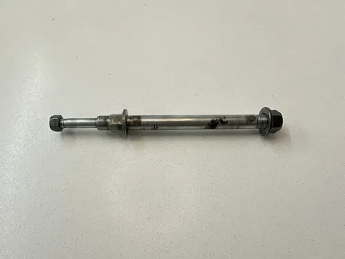05 06 07 SUZUKI RMZ450 RMZ RM-Z 450 REAR SHOCK LINKAGE CUSHION BOLT 62621-35G00