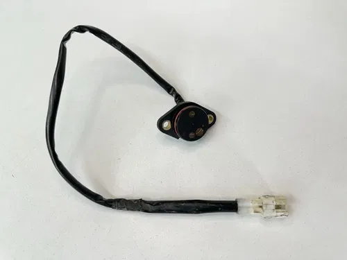 OEM 02-08 YAMAHA 660 GRIZZLY ENGINE MOTOR GEAR POSITION SENSOR NEUTRAL SWITCH