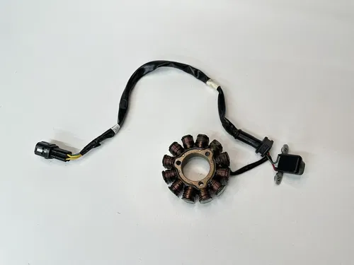 OEM 15-18 SUZUKI RMZ250 RMZ RM-Z 250 / 14-19 RMZ450 RM-Z450 450 STATOR GENERATOR