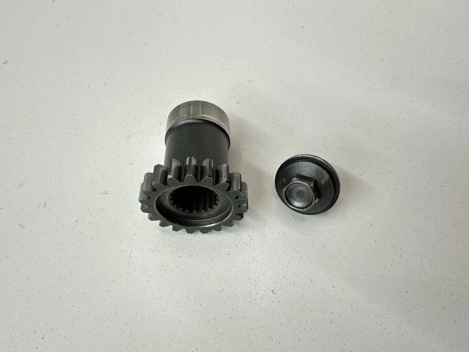 USED 96-06 SUZUKI RM 125 RM125 CRANK CRANKSHAFT PRIMARY DRIVE GEAR & BOLT