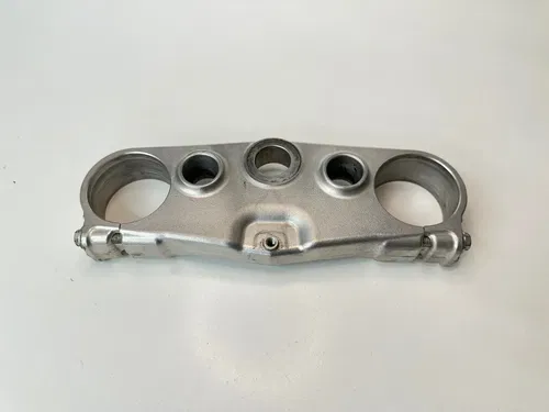 OEM 13 14 15 16 SUZUKI RMZ450 RMZ RM-Z 450 UPPER TRIPLE TREE FORK STEERING CLAMP