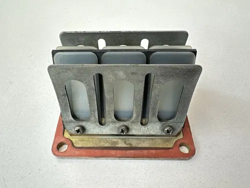 OEM 96 1996 YAMAHA YZ250 YZ 250 INTAKE REEDS REED VALVE & CAGE 4MX-13610-00-00