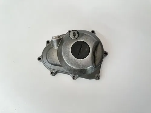 #2 03 04 05 06 YAMAHA YZ250F LEFT SIDE ENGINE CRANKCASE STATOR FLYWHEEL COVER