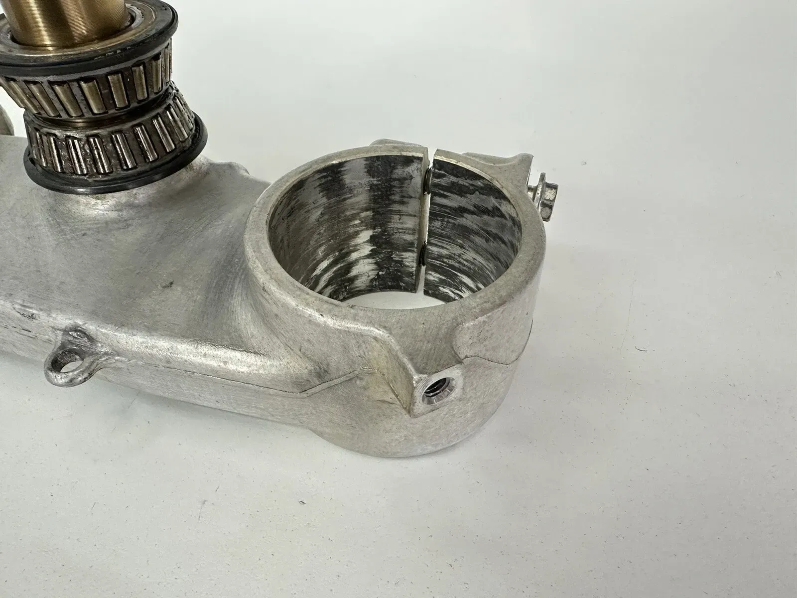 05 06 07 SUZUKI RMZ450 RMZ RM-Z 450 LOWER TRIPLE TREE STEERING STEM FORK CLAMP