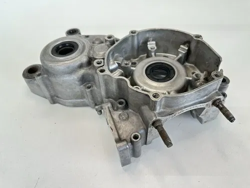 USED OEM 94 95 YAMAHA YZ125 YZ 125 ENGINE MOTOR LEFT SIDE ENGINE CASE CRANKCASE