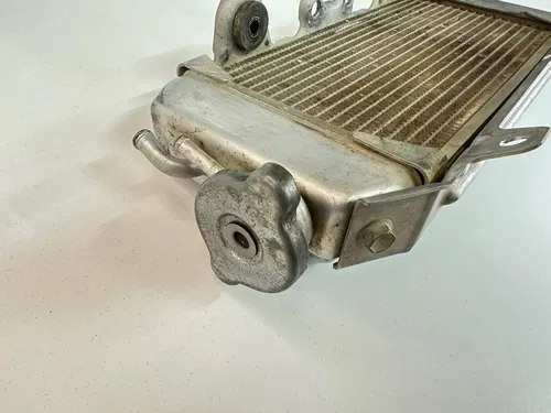 USED OEM 09 2009 KAWASAKI KX250F RIGHT FILL SIDE COOLING RAD RADIATOR 39061-0163