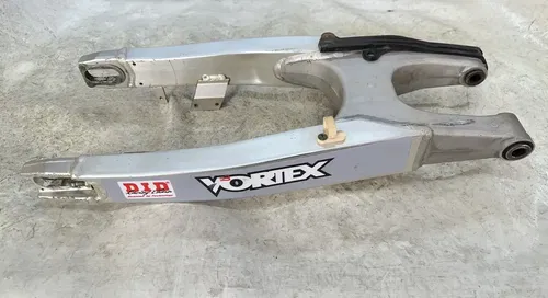 OEM 07 2007 SUZUKI RMZ450 RMZ RM-Z 450 REAR SWINGARM SWING ARM 61000-35G20
