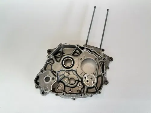 USED OEM 86 87 HONDA XR200 XR 200 XR200R LEFT & RIGHT ENGINE CASES CRANKCASE SET