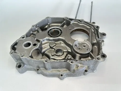 USED OEM 86 87 HONDA XR200 XR 200 XR200R LEFT & RIGHT ENGINE CASES CRANKCASE SET