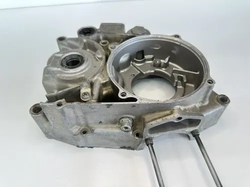USED OEM 86 87 HONDA XR200 XR 200 XR200R LEFT & RIGHT ENGINE CASES CRANKCASE SET