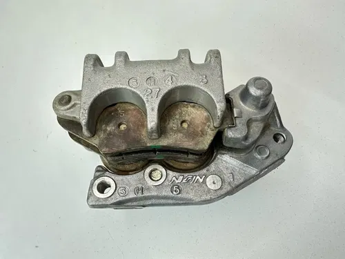 03 04 YAMAHA YZ 125 250 YZ250F YZ450F WR250F WR450F FRONT BRAKE CALIPER & MOUNT