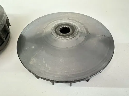 USED OEM 02-08 YAMAHA 660 GRIZZLY ENGINE PRIMARY DRIVE CLUTCH ASSEMBLY
