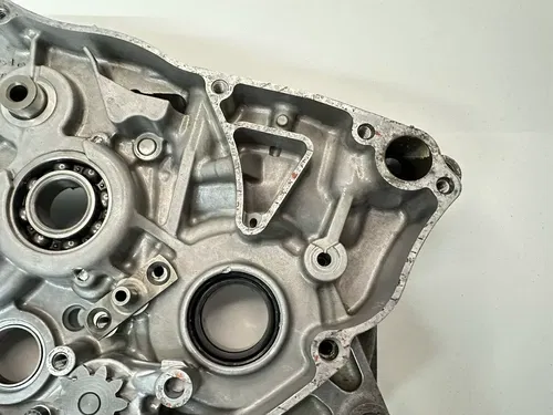 USED OEM 09 2009 KAWASAKI KX250F RIGHT SIDE ENGINE MOTOR CASE CRANKCASE