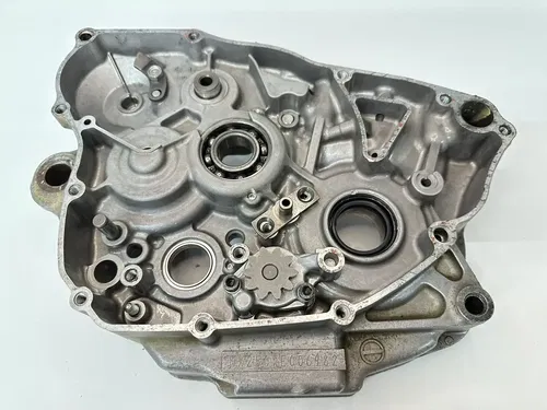 USED OEM 09 2009 KAWASAKI KX250F RIGHT SIDE ENGINE MOTOR CASE CRANKCASE