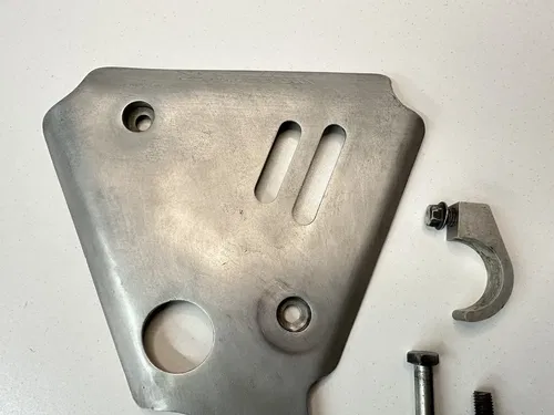 USED 00 01 YAMAHA YZ 125 250 WORKS CONNECTION LEFT SIDE ALUMINUM FRAME GUARD