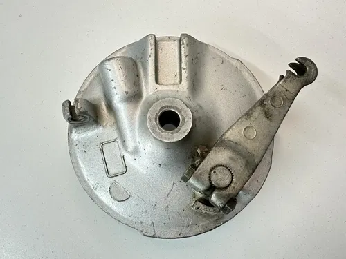 00 01 02 03 YAMAHA TTR TT-R 125 TTR125 FRONT WHEEL BRAKE DRUM SHOE PLATE PANEL