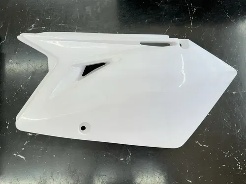 07 2007 SUZUKI RMZ450 RMZ RM-Z 450 LEFT & RIGHT SIDE PANELS & FRONT NUMBER PLATE