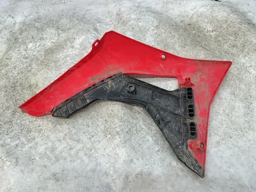 OEM 20 21 HONDA CRF250RX LEFT SIDE GAS FUEL TANK RADIATOR SHROUD 19072-K95-A70