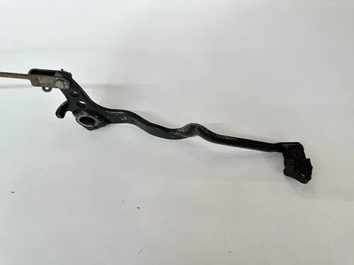 1985 85 HONDA XR250R XR 250 R / 84-85 XR200R REAR BRAKE PEDAL PIVOT SHAFT & ROD