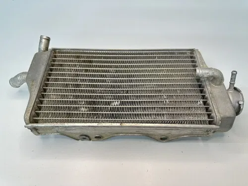 USED OEM 00 01 HONDA CR125R CR125 CR 125 RIGHT FILL SIDE COOLING RAD RADIATOR