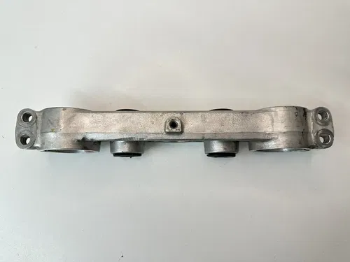 1988 88 KAWASAKI KX 250 500 UPPER STEERING STEM TRIPLE TREE FORK CLAMP (BIN A)