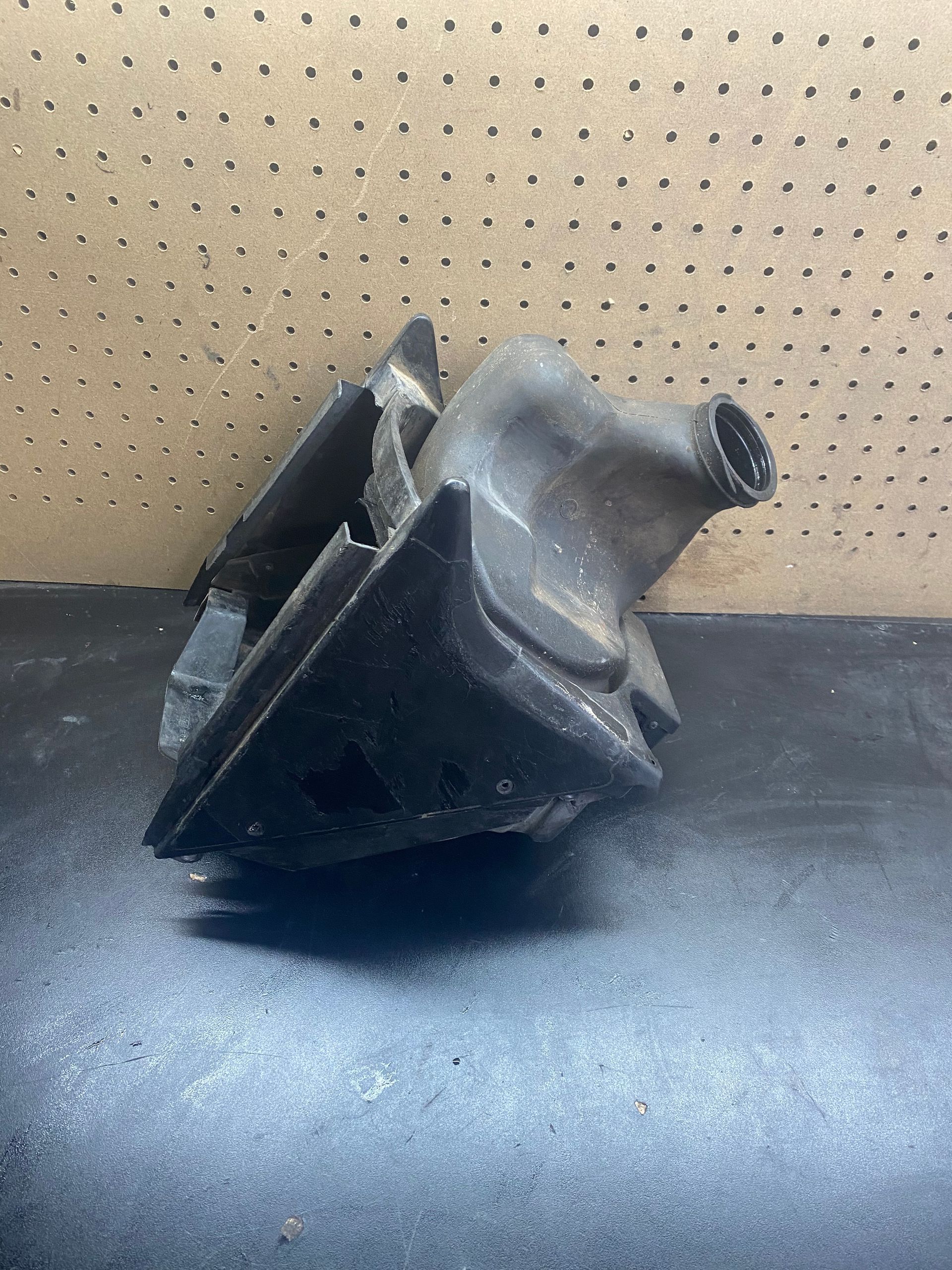  1999 SUZUKI RM125 AIR BOX RM 125 AIRBOX OEM 1996-2000