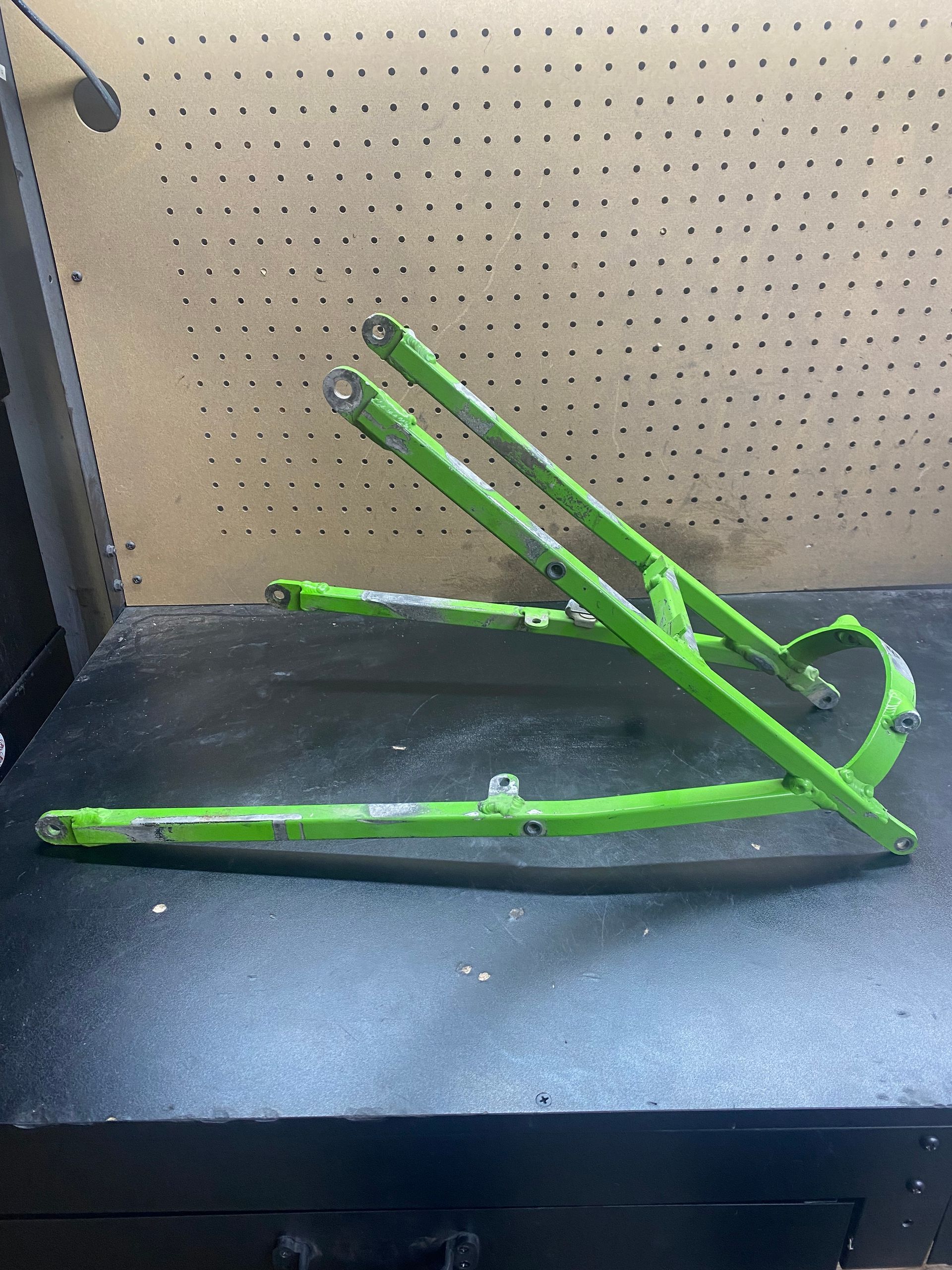 99-02 KAWASAKI KX125 KX250 OEM STRAIGHT REAR BACK SUB FRAME