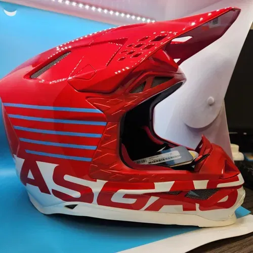 Alpinestars SM8 GAS GAS helmet 