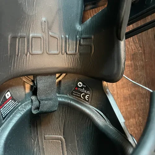 Mobius knee Braces