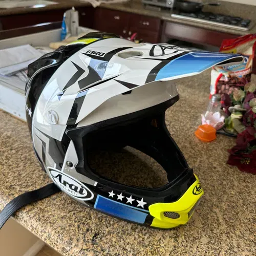 Arai Helmet 