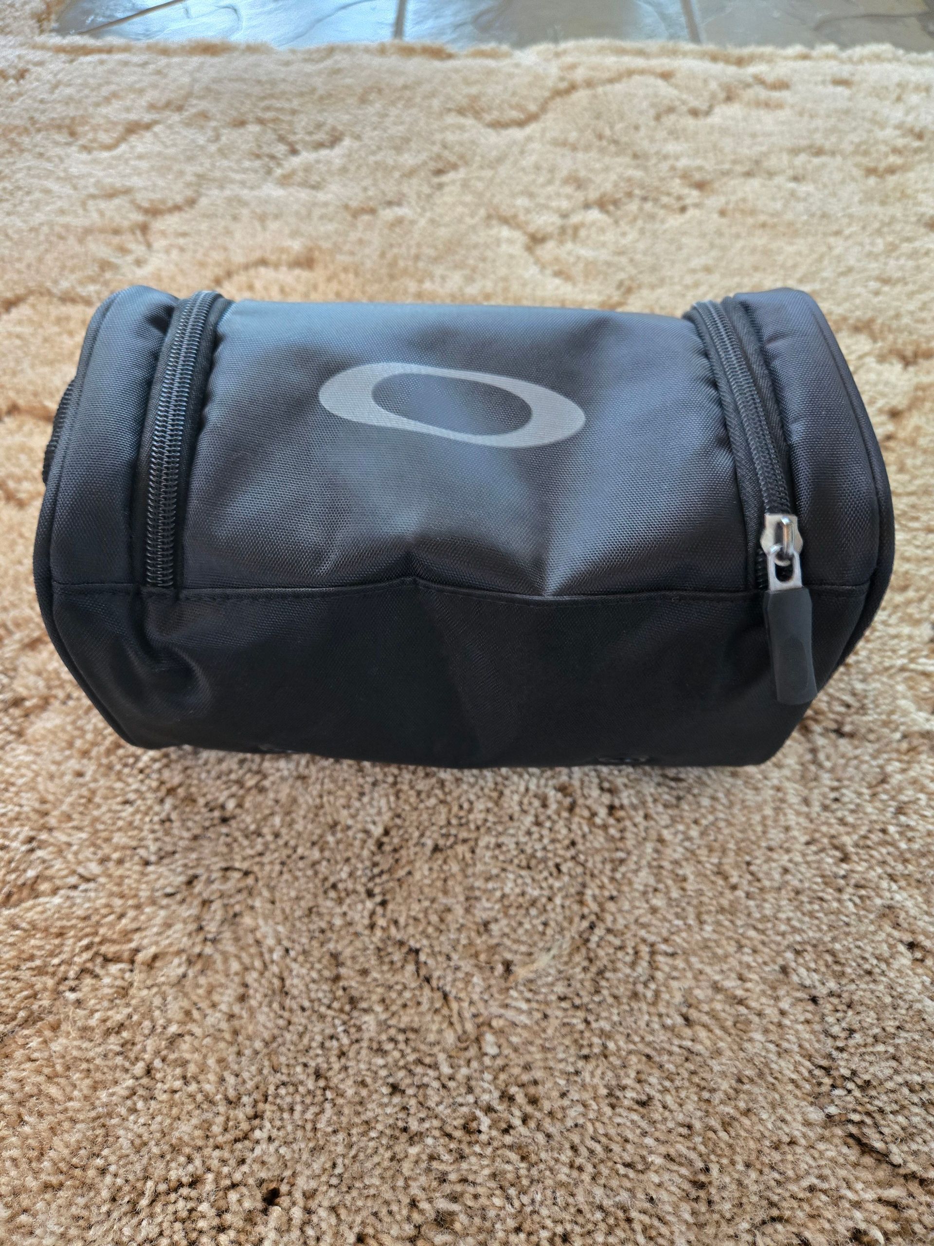 Oakley Goggle Bag Pre Owned