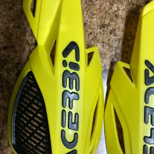 Acerbis Uniko Vented Handgaurds, Yellow