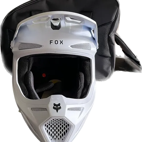 2024 Fox Racing Youth Large V3 Helmet 