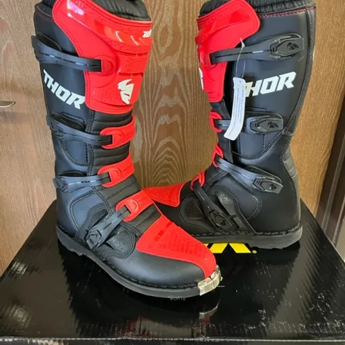 NEW Thor Blitz XP Boots Red/Black - 12