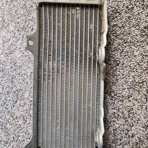 Left Side Radiator Off An 18rmz450 