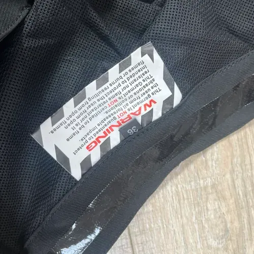 Seven Zero staple pants black size 36