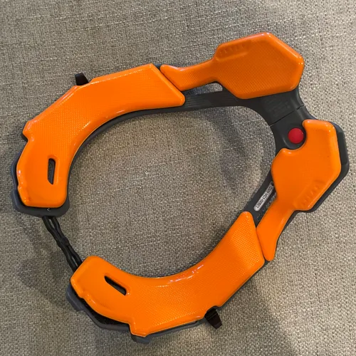 Atlas Vision Neckbrace (S/M)
