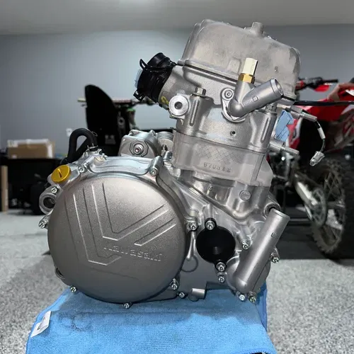 Kawasaki 250 2 stroke engine for sale on sale