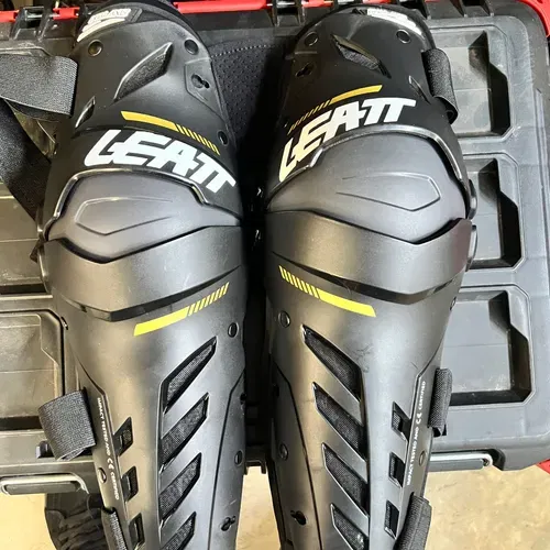 Leatt Knee Braces
