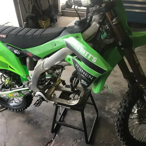21-24 kx250 main frame wit title 