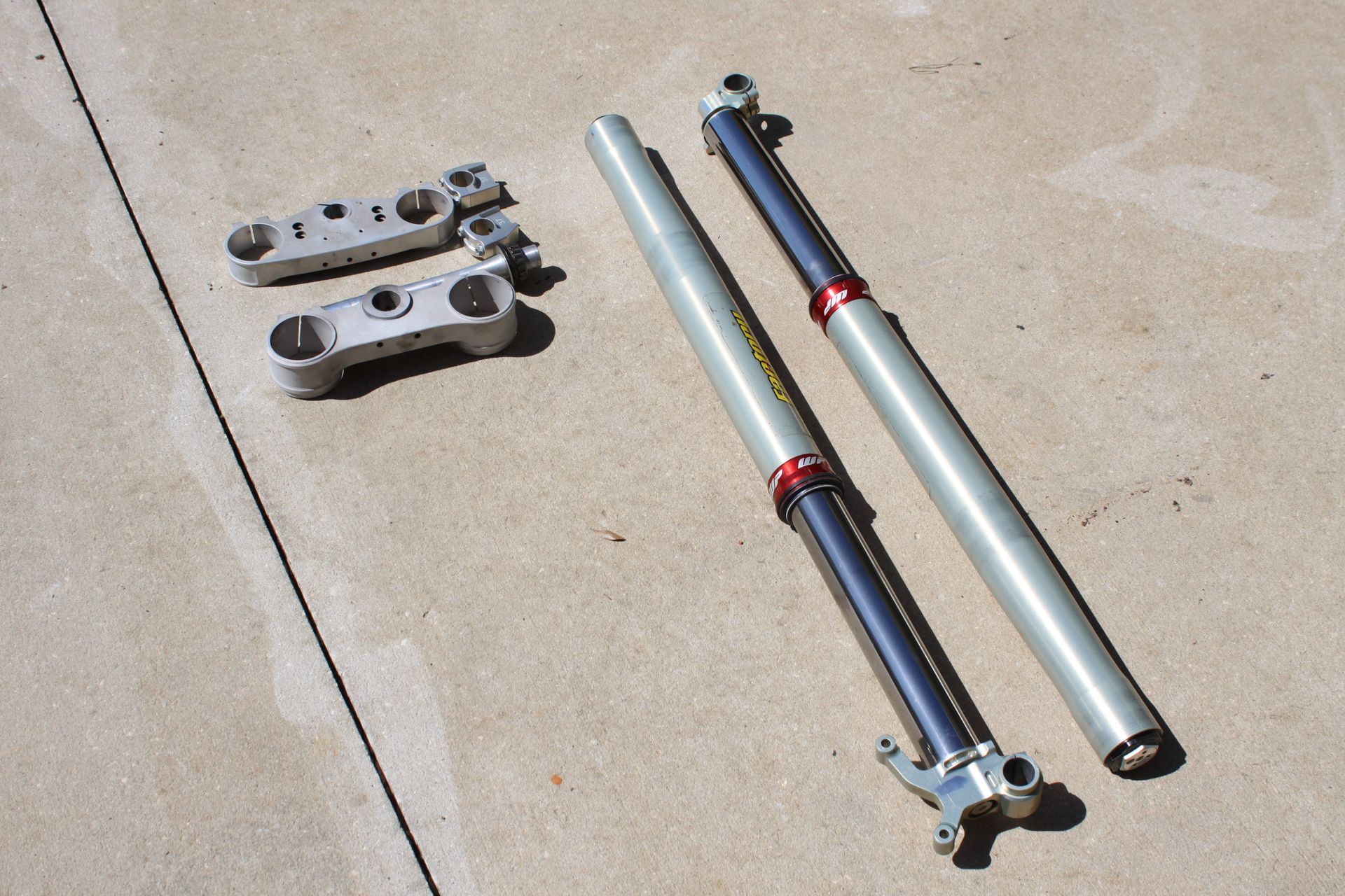 WP KTM Factory 52mm WP Forks & Neken Factory Billet Clamps